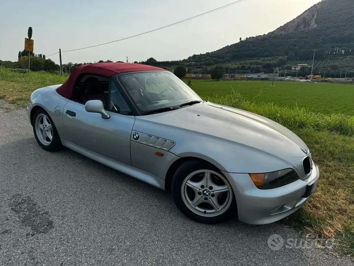 Usata BMW Z3 118 CV (86 kW) 2023 Giallo Cabrio