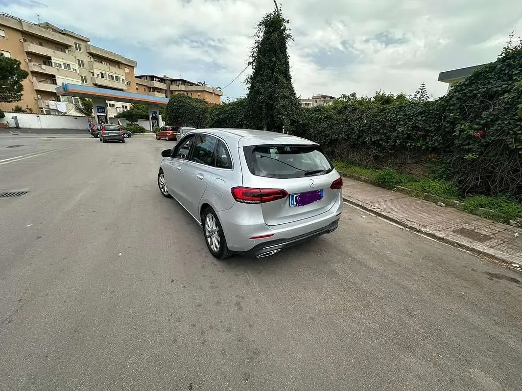Usata Mercedes B200 Premium 150 CV (110 kW) 2020 Utilitaria