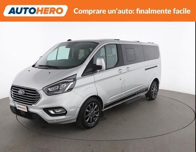 Usata Ford Tourneo Titanium 185 CV (136 kW) 2019 Argento Monovolume