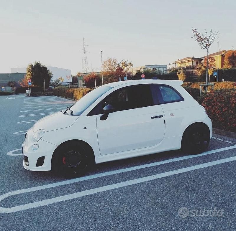 Usata Abarth 500 140 CV (102 kW) 2014 Bianco Utilitaria