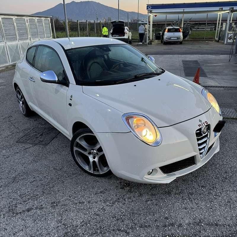Usata 2010 Alfa Romeo MiTo Progression Utilitaria | 2999 € (Super prezzo) - Immagine 1/4