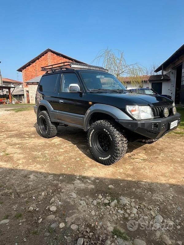 Usata Toyota Land Cruiser 1999 Nero SUV