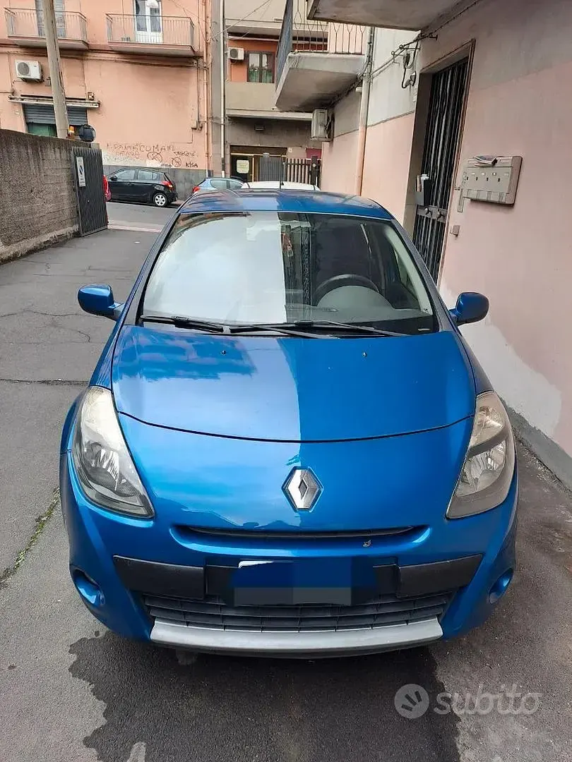 Usata Renault Clio 68 CV (50 kW) 2011 Blu Berlina