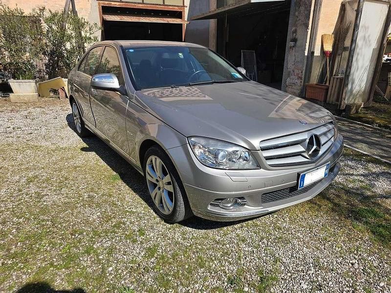 Usata Mercedes C220 Avantgarde 170 CV (125 kW) 2007 Grigio Berlina