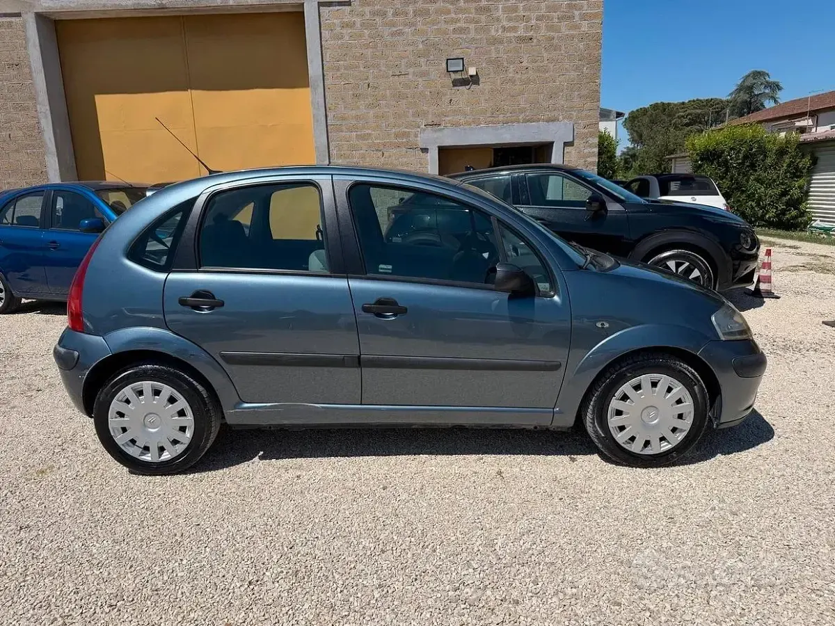 Occasion Citroën C3 90 ch (66 kW) 2005 Gris Berline