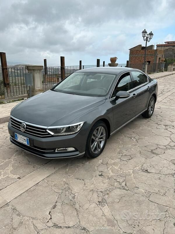 Usata VW Passat 150 CV (110 kW) 2016 Berlina
