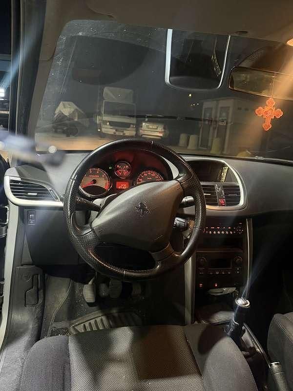 Usata Peugeot 207 120 CV (88 kW) 2007 Berlina