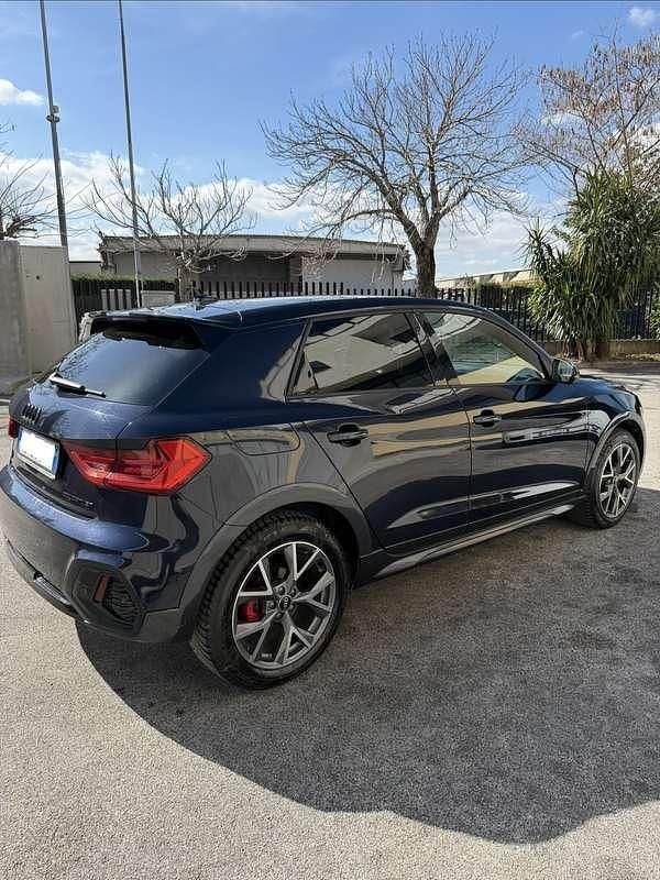 Usata Audi A1 110 CV (80 kW) 2021 SUV