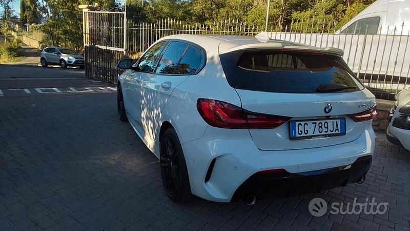 Usata BMW 120 M Sport 190 CV (139 kW) 2021 Bianco Utilitaria