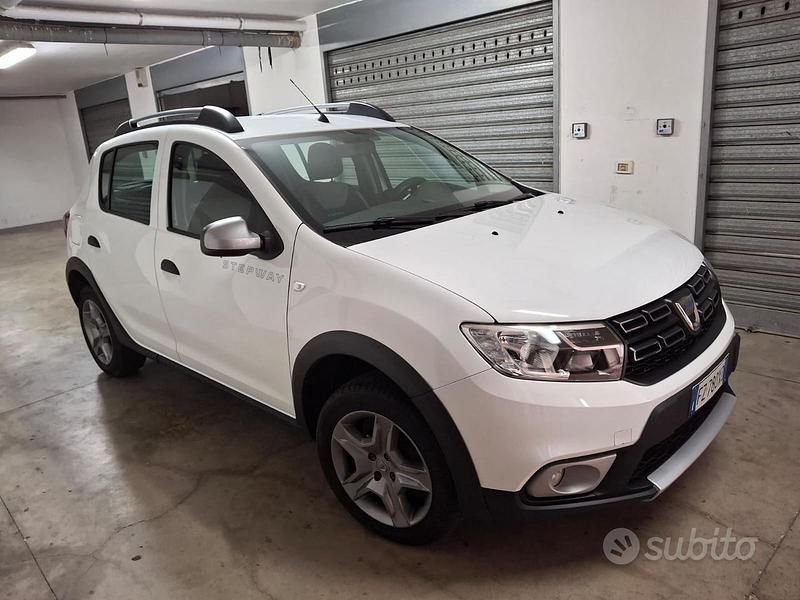 Usata Dacia Sandero Stepway 90 CV (66 kW) 2020 Bianco Berlina