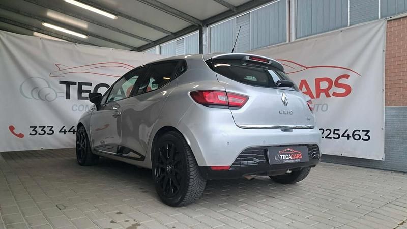 Usata Renault Clio IV 75 CV (55 kW) 2013 Grigio Berlina