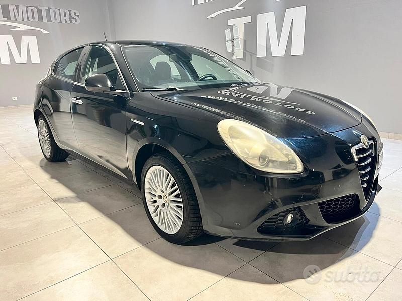 Usata Alfa Romeo Giulietta Distinctive 170 CV (125 kW) 2011 Nero Berlina