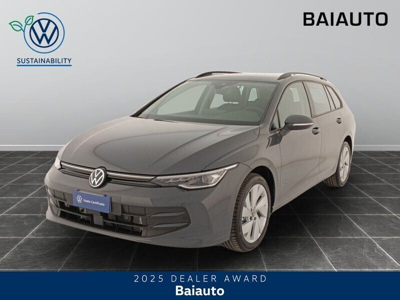 Grigio Usata 2024 VW Golf VIII Life Station wagon | 32.500 € (Molto cara) - Immagine 1/4