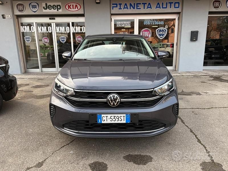 Usata VW Taigo Life 115 CV (84 kW) 2024 Grigio SUV