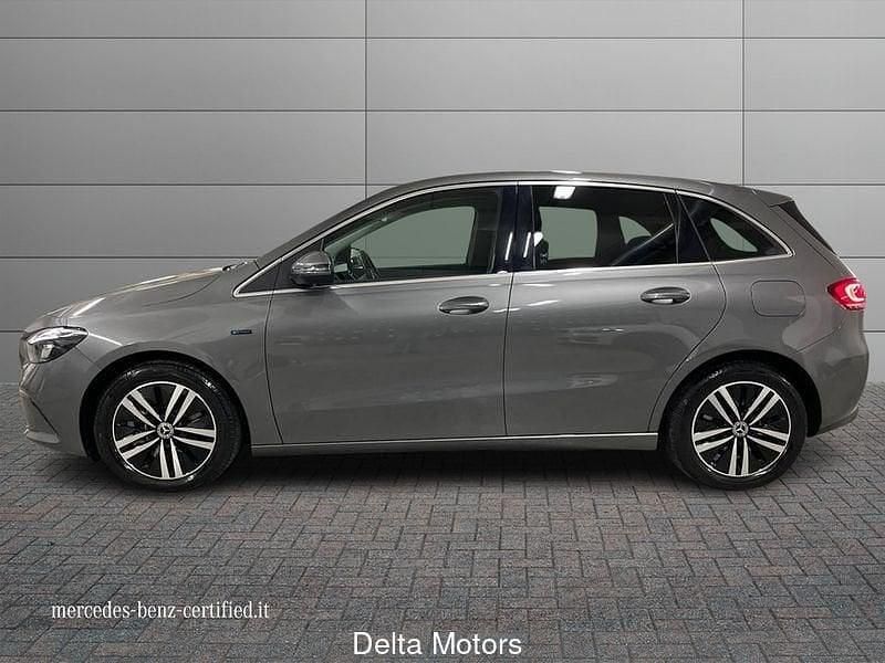 Usata Mercedes E250 218 CV (160 kW) 2021 Grigio Monovolume