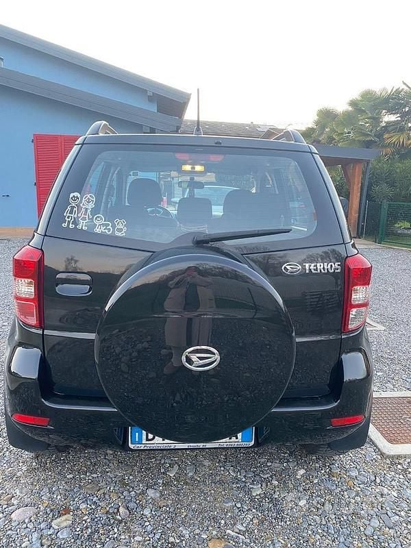 Usata Daihatsu Terios 105 CV (77 kW) 2009 Nero SUV