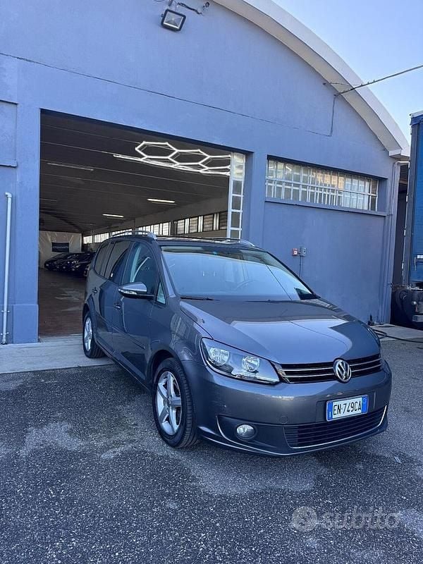 Other Usata 2012 VW Touran Comfortline Monovolume | 7500 € (Buon prezzo) - Immagine 1/4