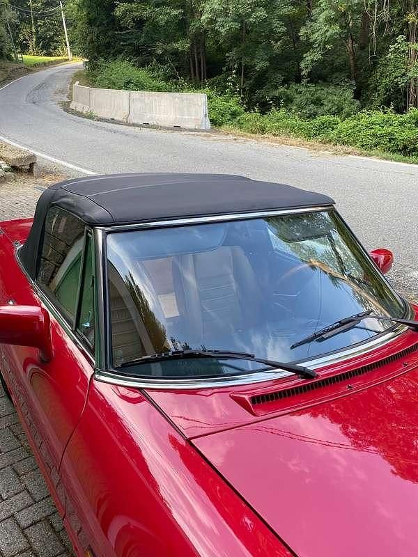 Usata Alfa Romeo Spider 106 CV (77 kW) 1991 Rosso Cabrio