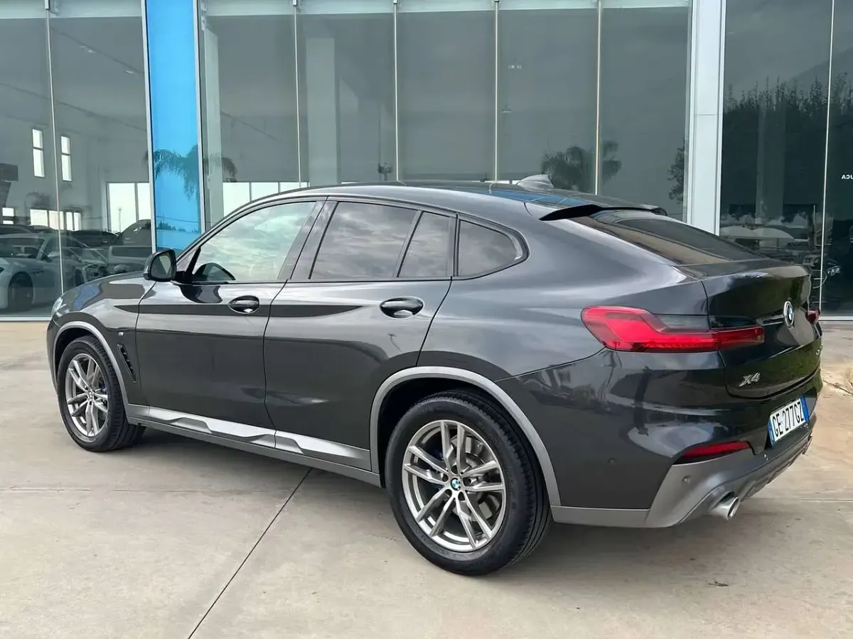 Usata BMW X4 M Sport 249 CV (183 kW) 2021 Grigio SUV