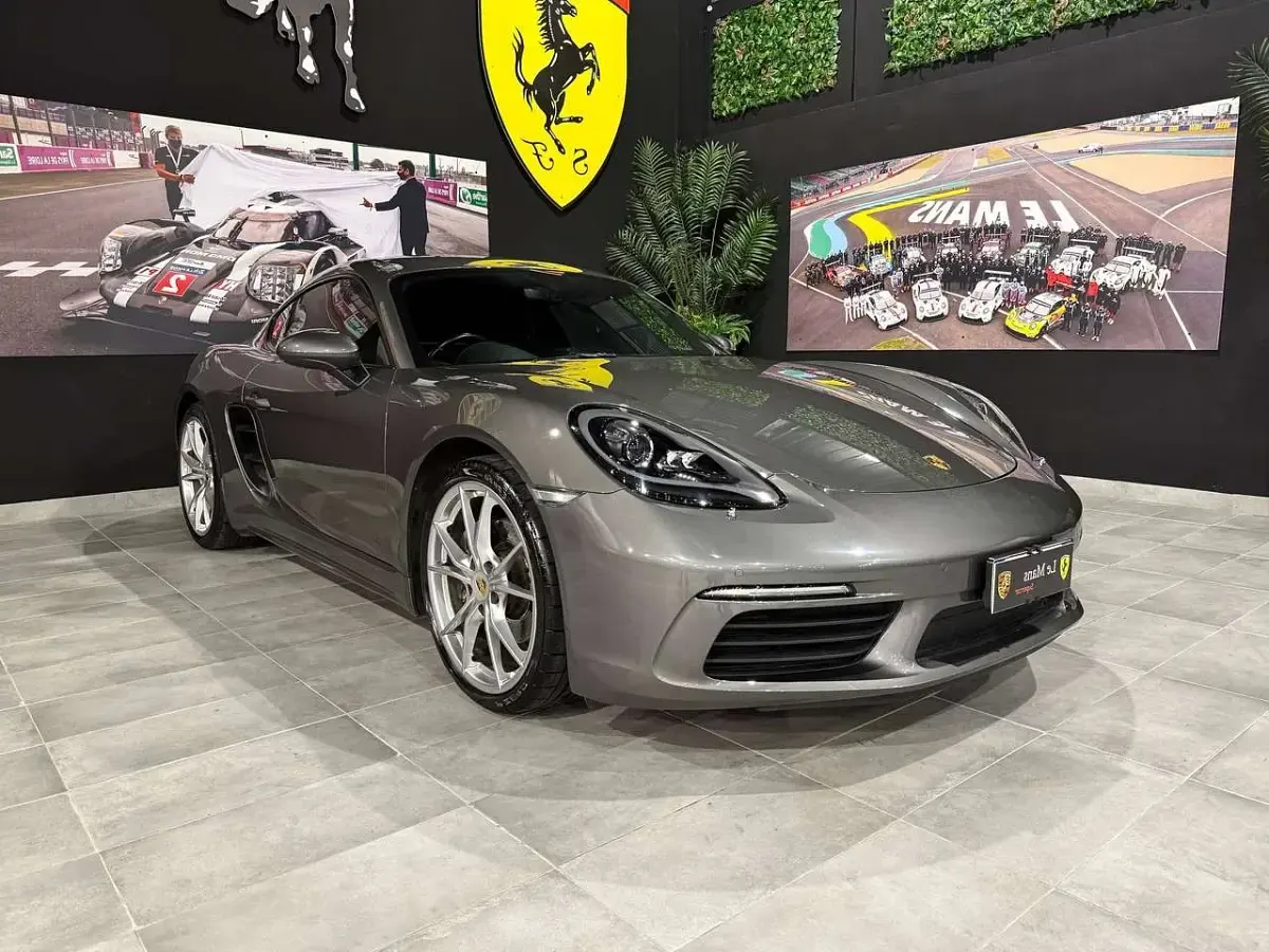 Usata Porsche Cayman 299 CV (219 kW) 2018 Grigio agata Coupé