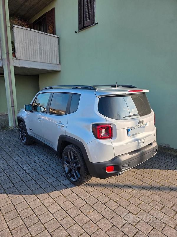 Usata Jeep Renegade 140 CV (102 kW) 2019 Grigio SUV