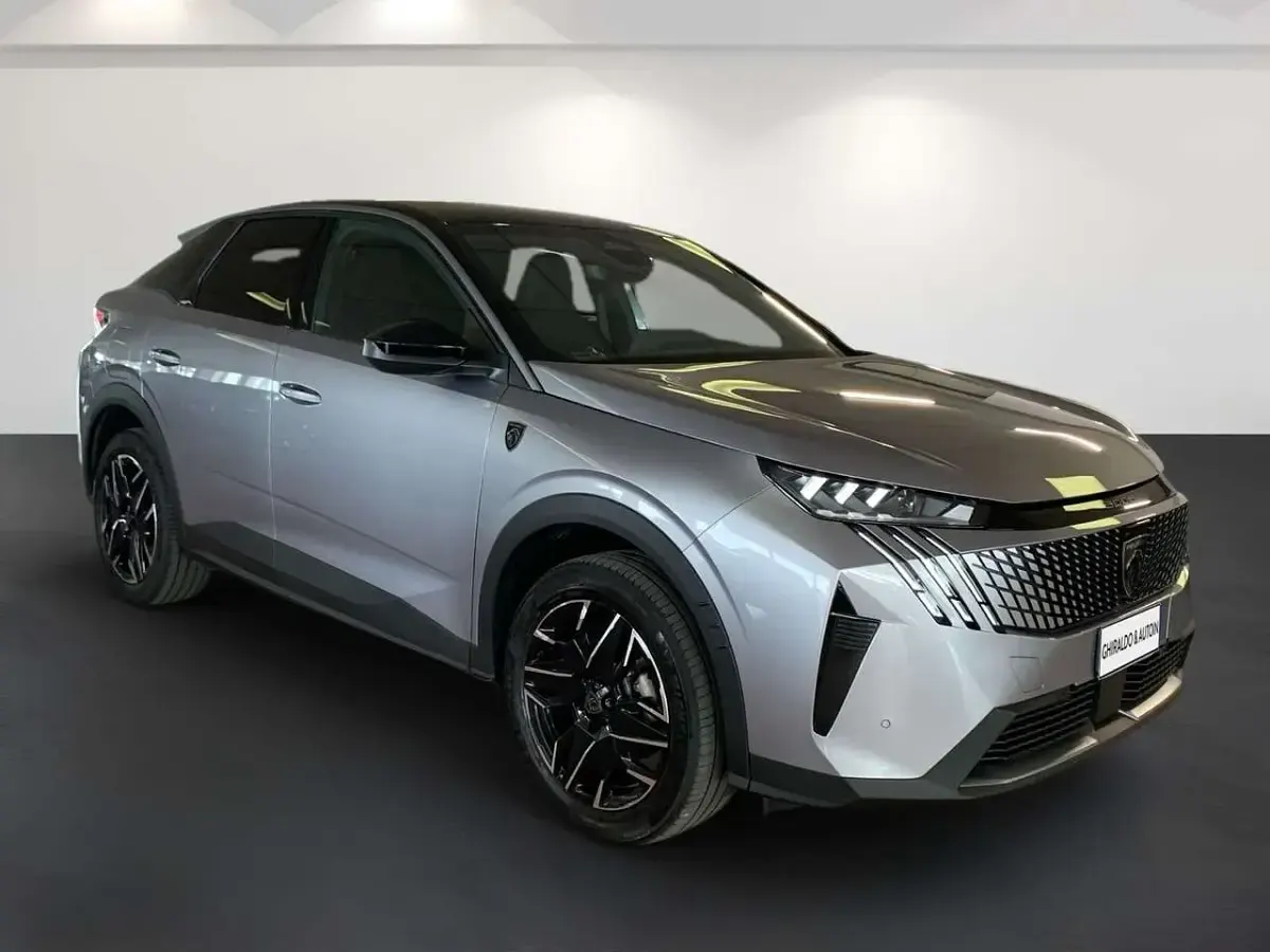 Usata Peugeot 3008 GTi 145 CV (106 kW) 2025 Gray SUV
