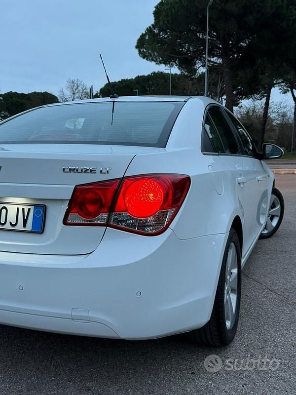 Usata Chevrolet Cruze LT 150 CV (110 kW) 2010 Bianco Berlina