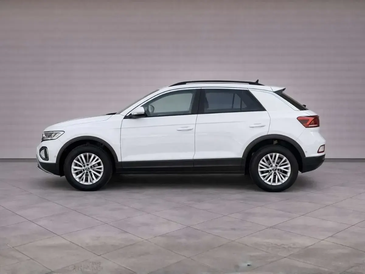 Usata VW T-Roc Life 110 CV (80 kW) 2023 Bianco SUV