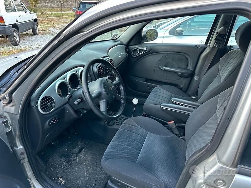 Usata Chrysler PT Cruiser 121 CV (88 kW) 2003 Grigio Berlina