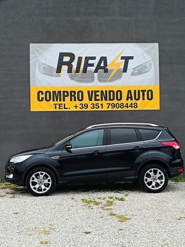 Usata Ford Kuga Business Edition 140 CV (102 kW) 2013 Nero SUV