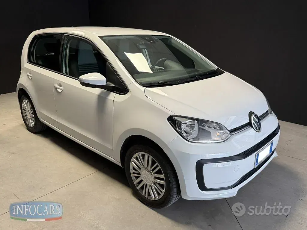 Begagnad VW up! 65 HK (47 kW) 2023 Vit Halvkombi