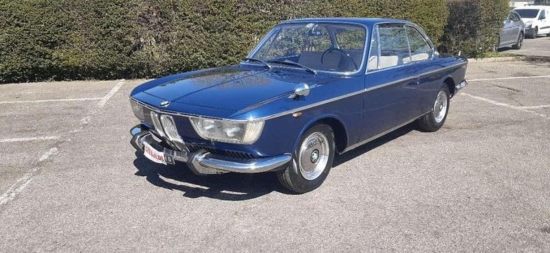 Blu / metallizzato Usata 1968 BMW 2000C/CS Efficient Dynamics Coupé | 35.000 € - Immagine 1/4