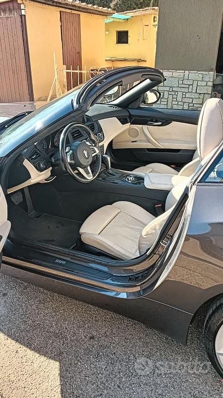 Usata BMW Z4 204 CV (150 kW) 2011 Grigio Cabrio