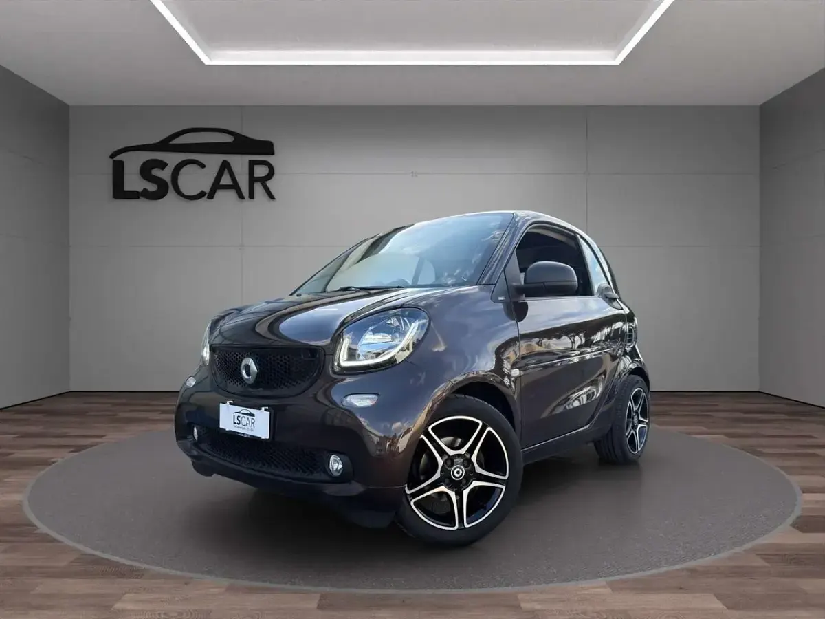 Usata Smart ForTwo Cabrio Passion 89 CV (65 kW) 2019 Grigio Cabrio