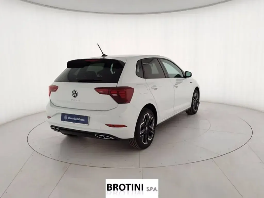 Usata VW Polo R-line Plus 95 CV (69 kW) 2025 Bianco pastello Utilitaria