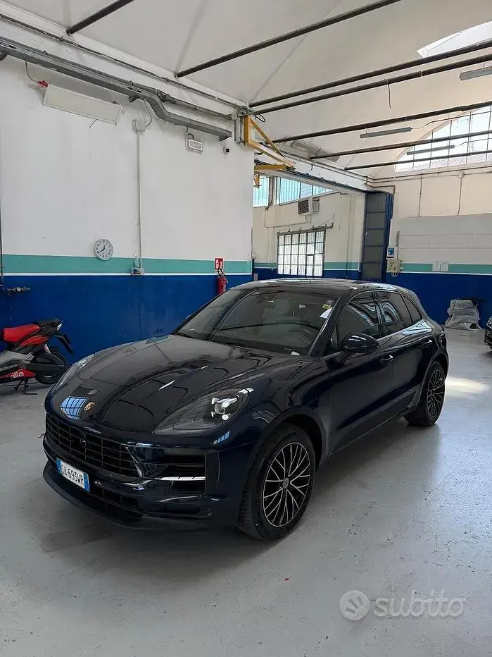 Usata Porsche Macan 245 CV (180 kW) 2020 Blu SUV