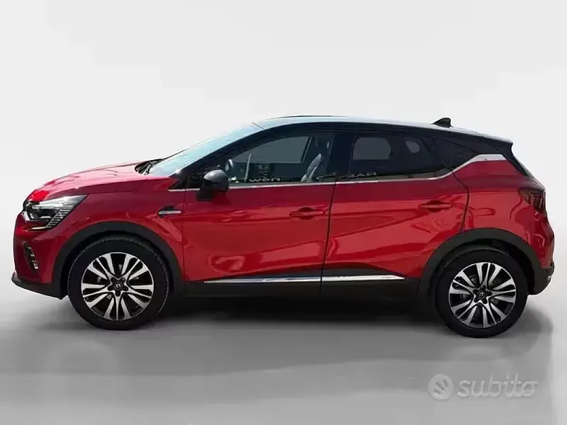 Usata Renault Captur Initiale Paris 131 CV (96 kW) 2020 Rosso SUV