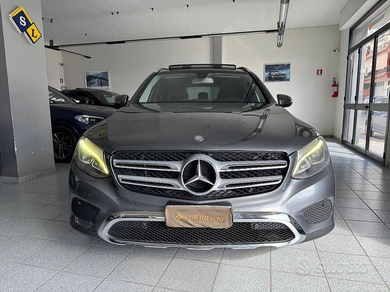 Usata Mercedes GLC250 211 CV (155 kW) 2016 Grigio Berlina