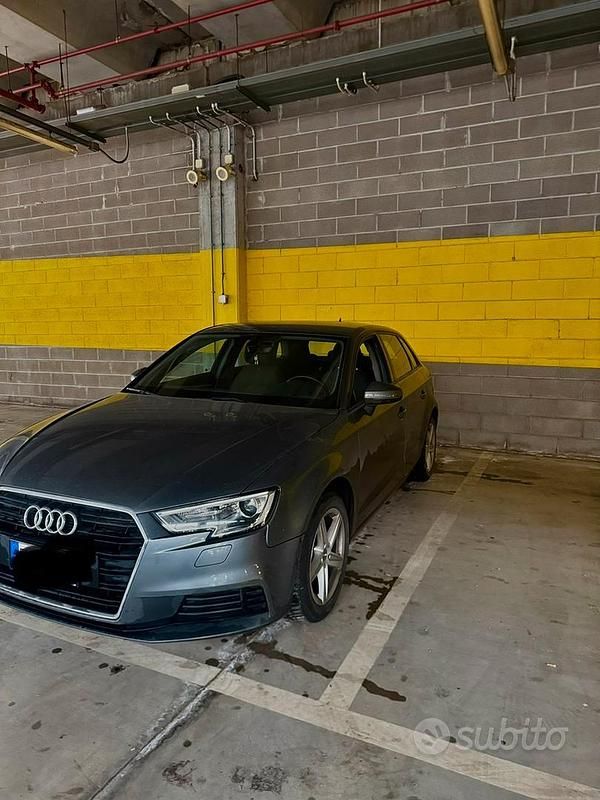 Usata Audi A3 110 CV (80 kW) 2019 Grigio Berlina