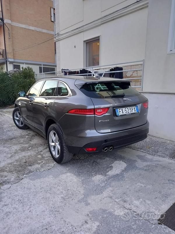 Usata Jaguar F-Pace Prestige 180 CV (132 kW) 2019 SUV