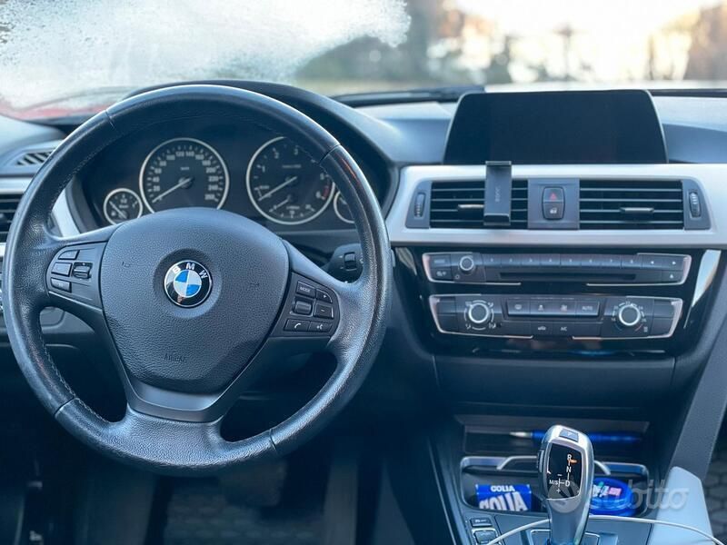 Usata BMW 318 143 CV (105 kW) 2016 Nero Station wagon