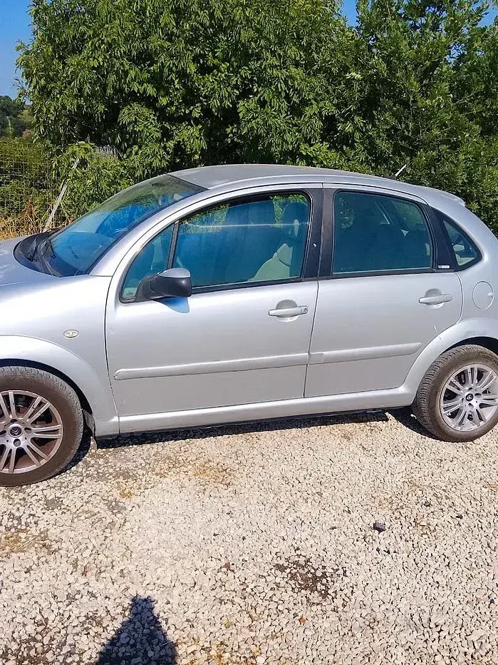 Usata Citroën C3 68 CV (50 kW) 2006 Grigio Berlina