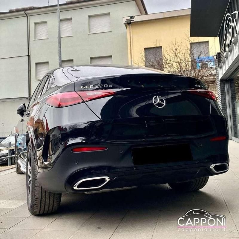 Usata Mercedes GLC220 AMG 197 CV (144 kW) 2023 Nero Coupé