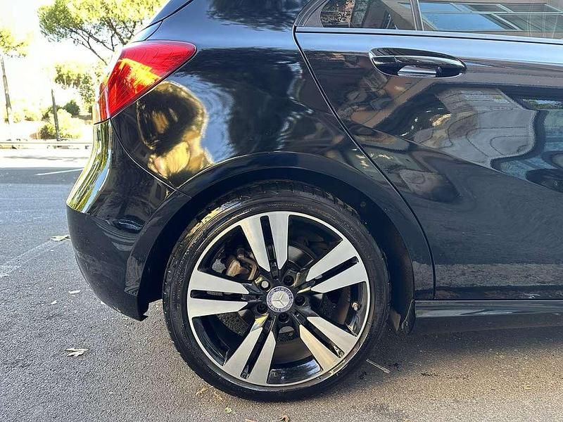 Usata Mercedes A180 Premium 116 CV (85 kW) 2015 Monovolume