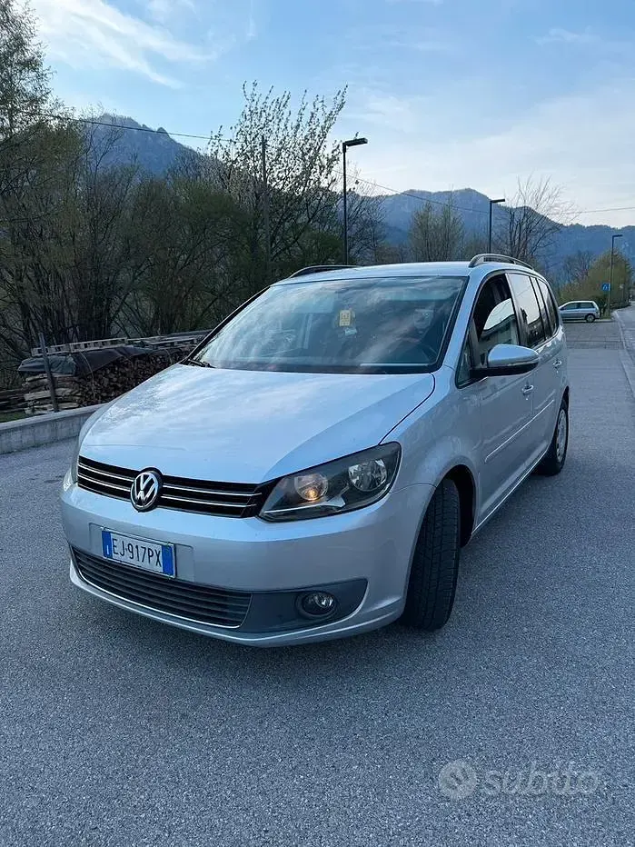Usata VW Touran 105 CV (77 kW) 2011 Monovolume