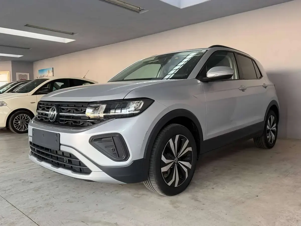 Usata VW T-Cross Life 116 CV (85 kW) 2025 Grigio SUV