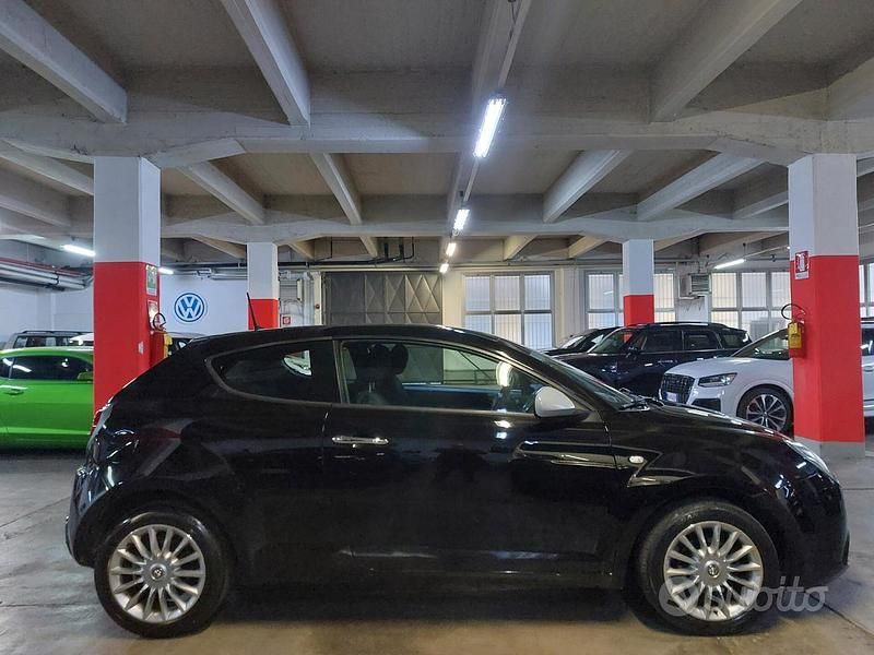 Usata Alfa Romeo MiTo Distinctive 78 CV (57 kW) 2015 Nero Utilitaria