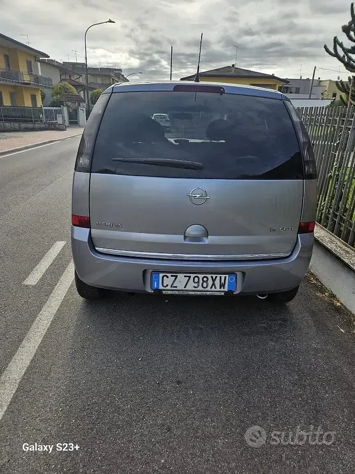 Usata Opel Meriva 75 CV (55 kW) 2006 Grigio Monovolume
