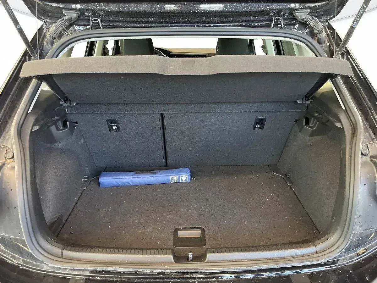 Usata VW Polo Life 95 CV (69 kW) 2025 Nero Utilitaria