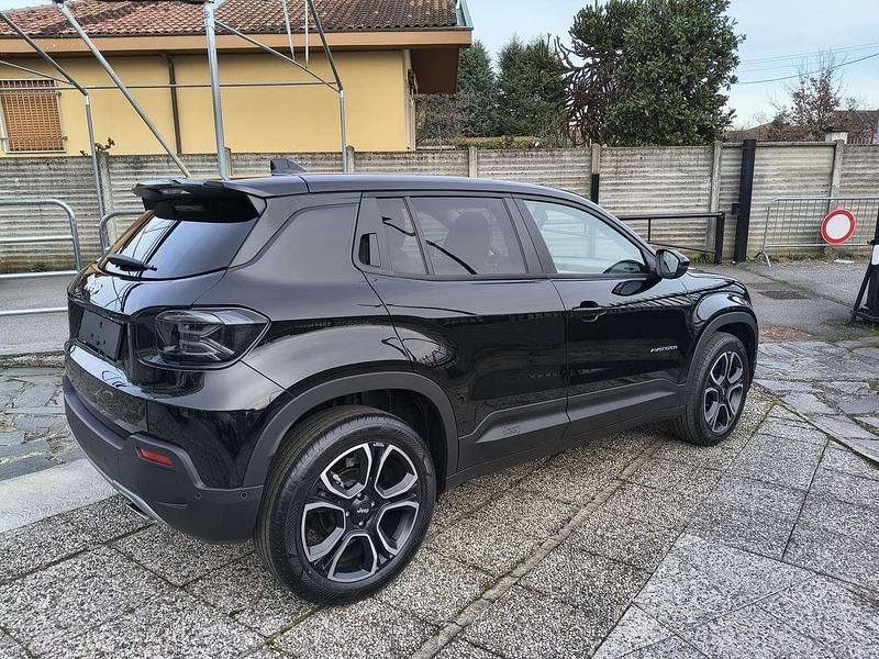 Nuova Jeep Avenger Summit 101 CV (74 kW) 2025 Nero volcano SUV